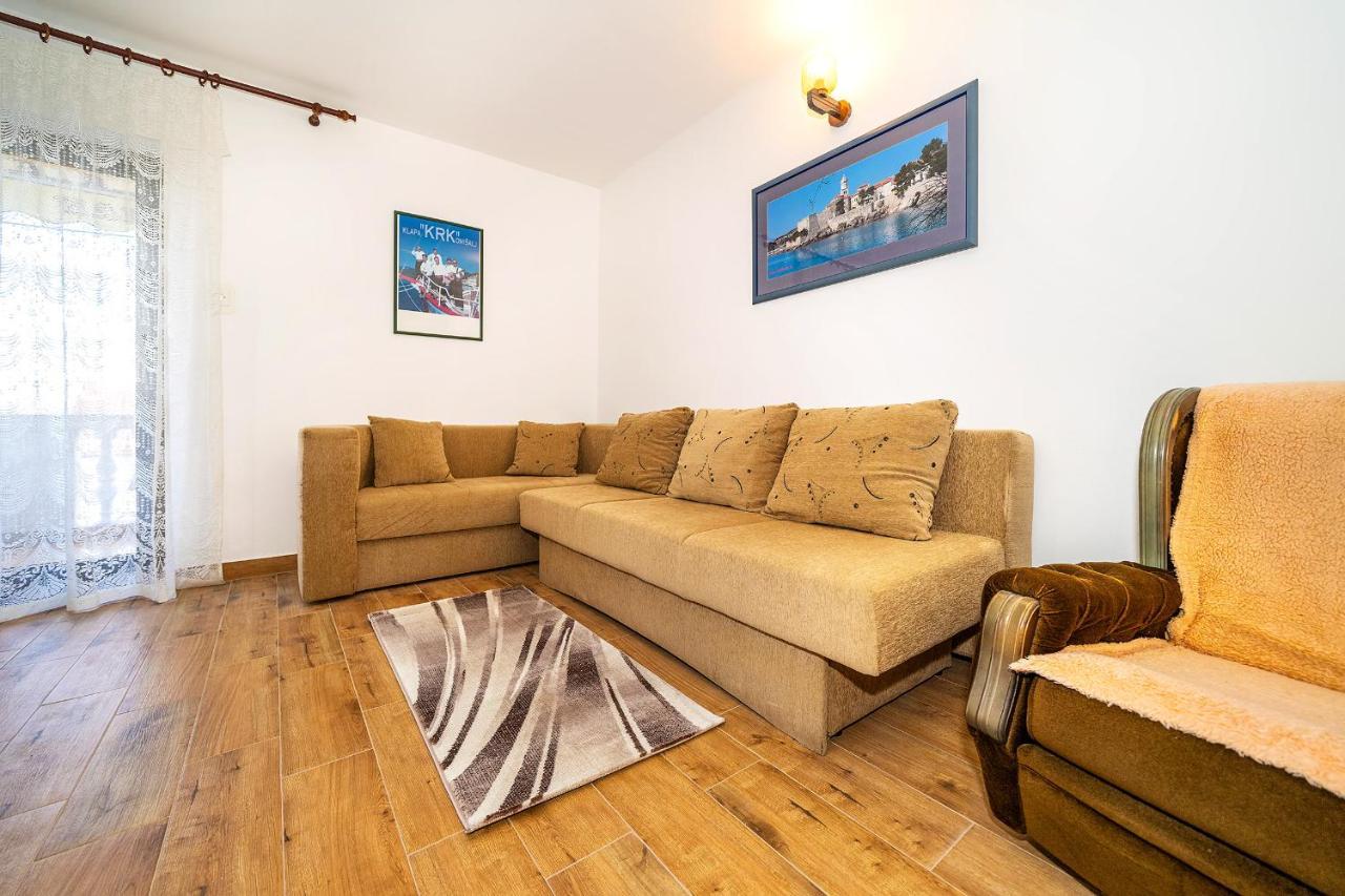Apartment Jurina Krk Town