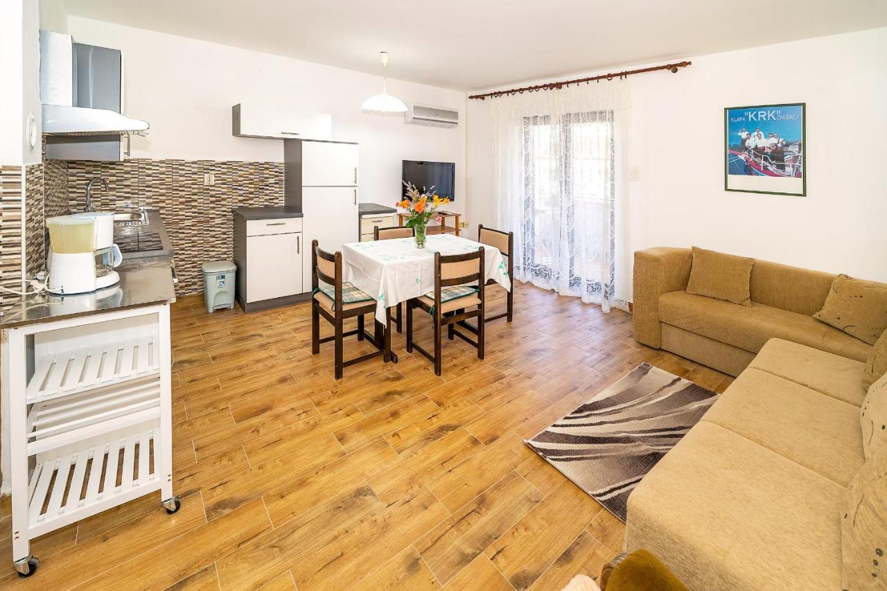 Jurina Apartment Krk Town